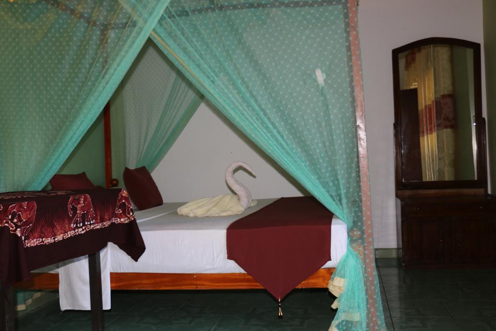 Yoho Villa Sea View Mirissa Buitenkant foto