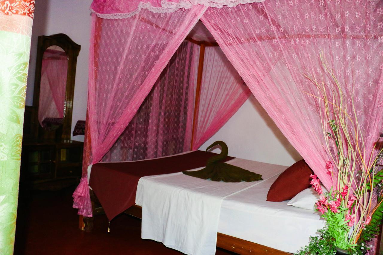 Yoho Villa Sea View Mirissa Buitenkant foto